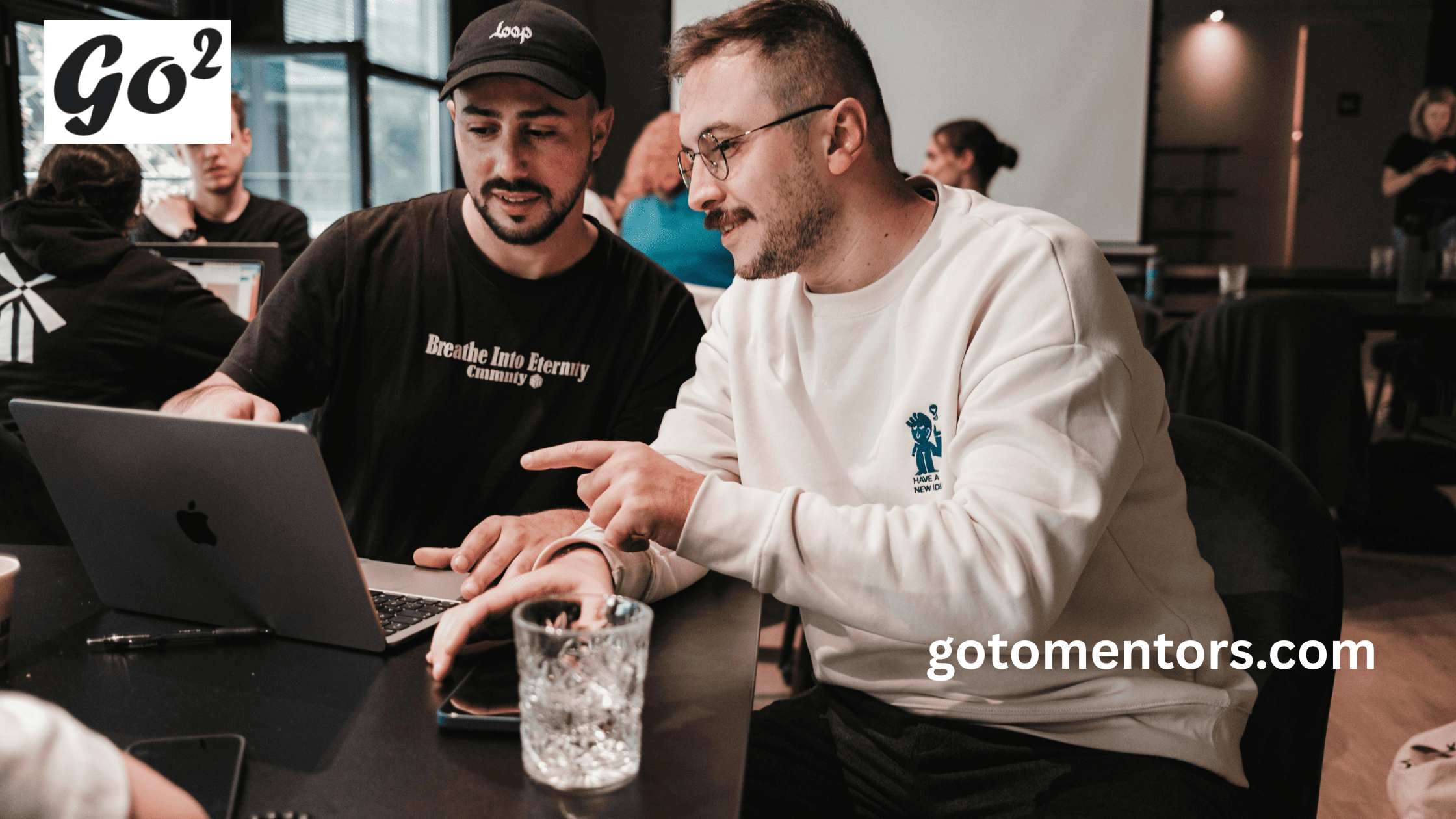 How Online IT Mentors for Tech Professionals Support Freelancers and Consultants